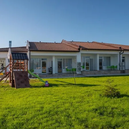 комплекс радост 게스트하우스 3*