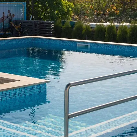 комплекс радост 게스트하우스 3*